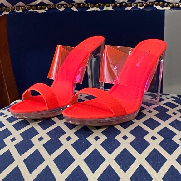 Neon pink clear lucite strap platform bright heeled mules - Picture 3 of 7